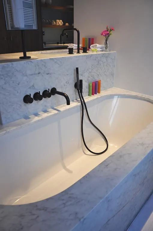 Smartflats - Raphael Suites Antwerp Apartment