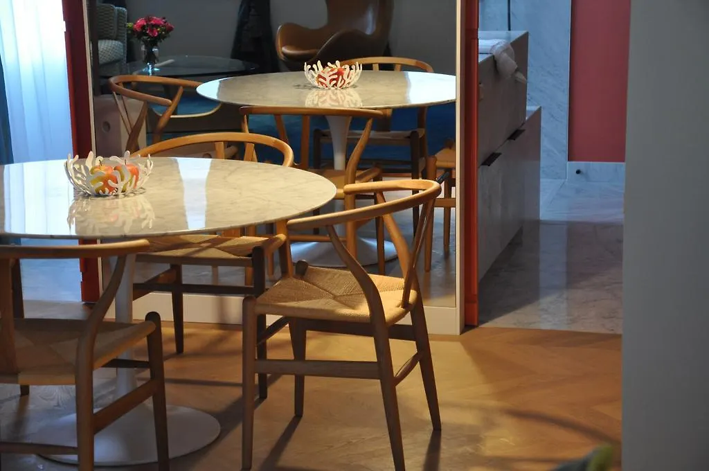 Apartment Smartflats - Raphael Suites Antwerp